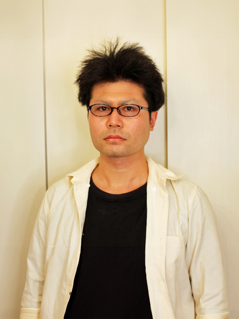 日常の中にひそむ変身願望。輝くドレスが似合う“ジョソンヌ”への第一歩を叶える、田無の女装サロン「ベルマリ」。
