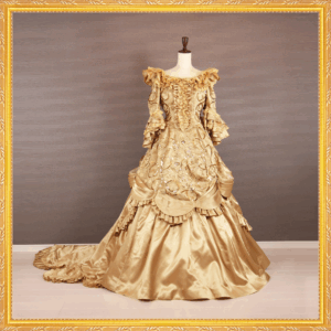 金色サテンと刺繍が豪華な中世風クラシカルドレス。舞踏会のような気品漂う一着は、女装サロン「ベルマリ」ならではの魅力。